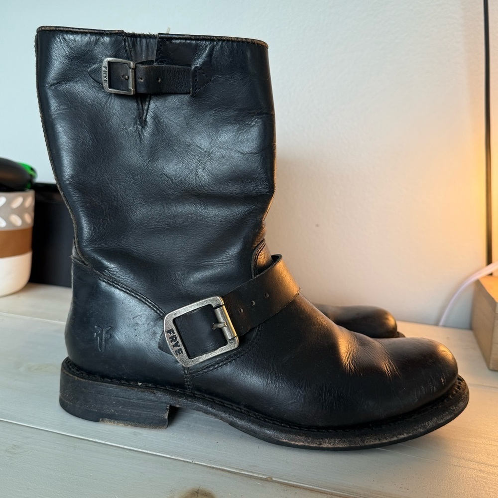 Frye Jenna Engineer Short Moto Leather Boots size 6.5